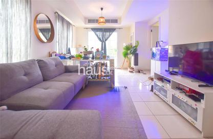Villa - 2 Bedrooms - 3 Bathrooms for sale in Springs 14 - The Springs - Dubai