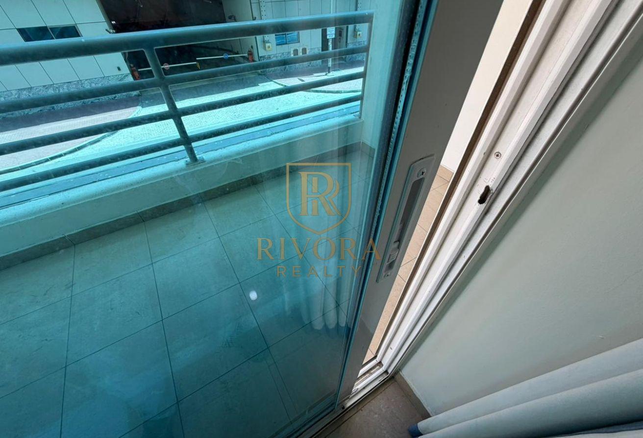 FULLY FURNISHED I 1 BHK WITH BALCONY I FAMILY ONLY photo 14