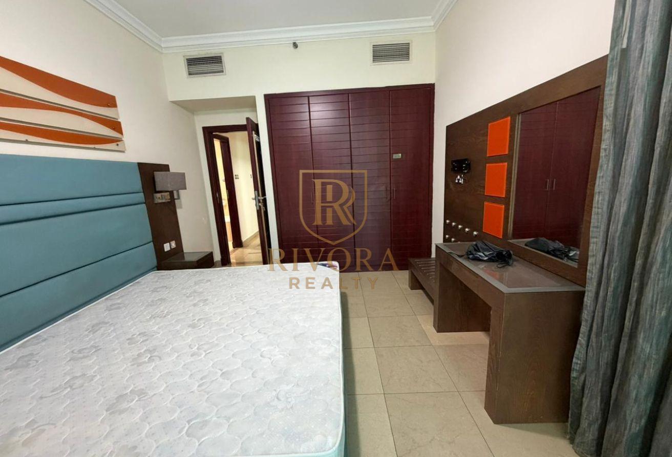 FULLY FURNISHED I 1 BHK WITH BALCONY I FAMILY ONLY photo 15