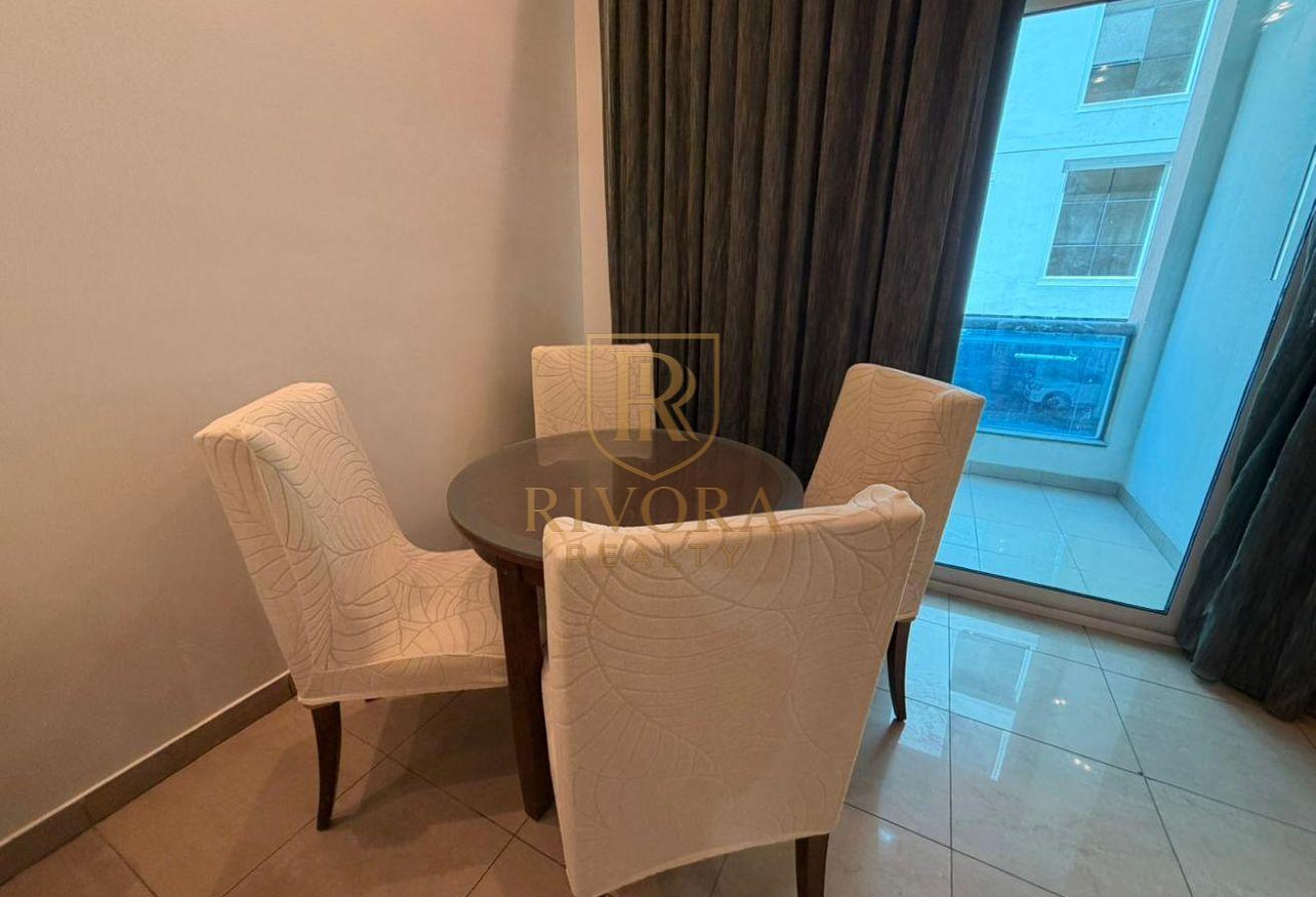 FULLY FURNISHED I 1 BHK WITH BALCONY I FAMILY ONLY photo 7
