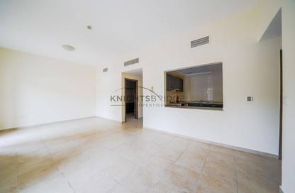 Apartment - 3 Bedrooms - 3 Bathrooms for sale in Al Thamam 14 - Al Thamam - Remraam - Dubai Land - Dubai