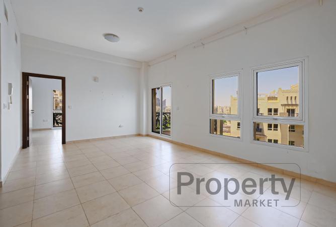 98704604 - Property Main Image