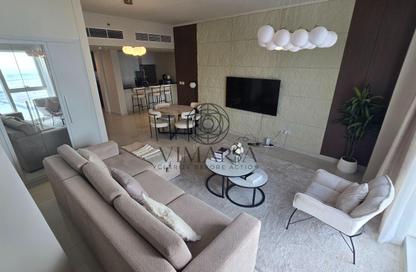 Apartment - 2 Bedrooms - 3 Bathrooms for sale in Damac Heights - Dubai Marina - Dubai
