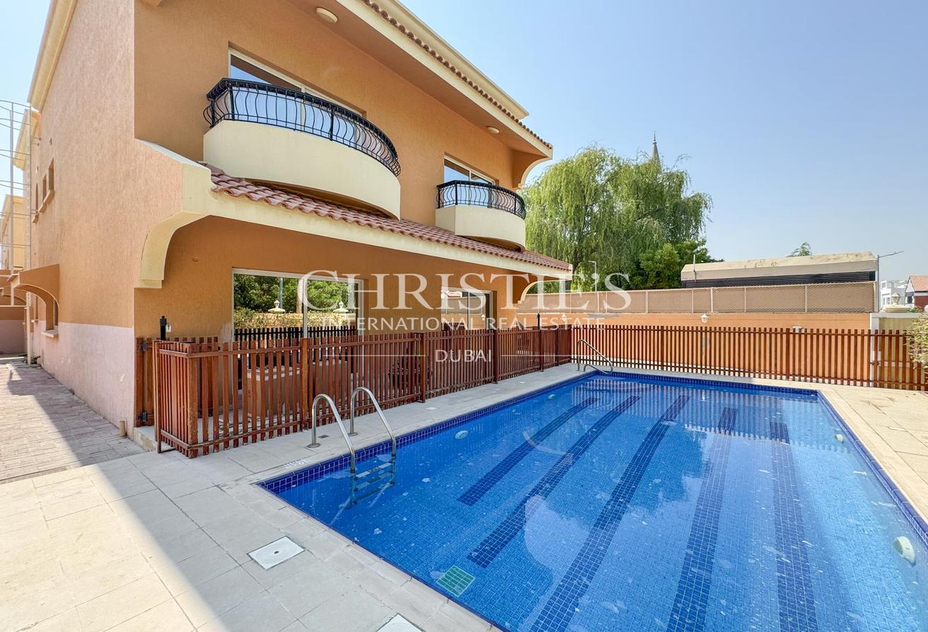 4-Bed Villa | Pool | Guest Room | Maid's Room photo 14