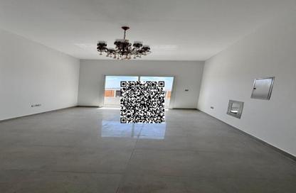 Apartment - 2 Bedrooms - 3 Bathrooms for rent in Al Jurf Industrial 3 - Al Jurf Industrial - Ajman