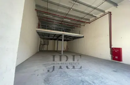 مستودع - استوديو - 1 حمام للايجار في 18 المنطقة الصناعية رقم - المنطقة الصناعية بالشارقة - الشارقة