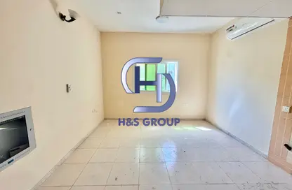 Apartment - Studio - 1 Bathroom for rent in Fire Station Road - Muwaileh - Sharjah