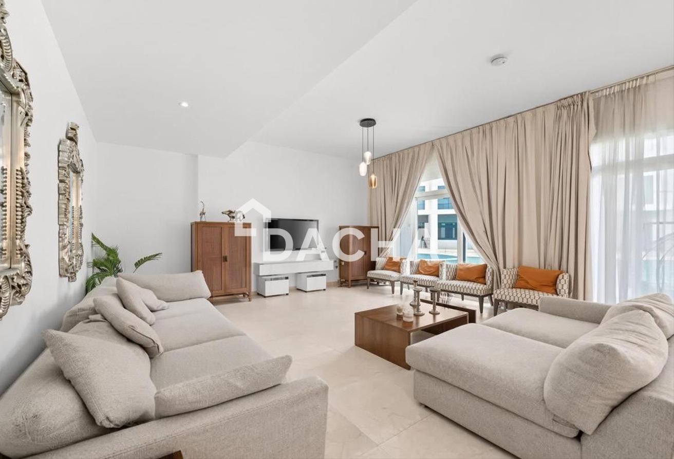 Fully Furnished | Private Beach | Ready to Move photo 2