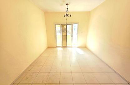Apartment - 2 Bedrooms - 2 Bathrooms for rent in Fire Station Road - Muwaileh - Sharjah