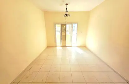 Apartment - 2 Bedrooms - 2 Bathrooms for rent in Fire Station Road - Muwaileh - Sharjah
