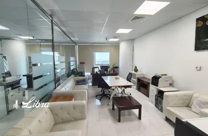 مكتب - استوديو - 1 حمام للايجار في برج تشرشل للأعمال - أبراج تشرشل - الخليج التجاري - دبي