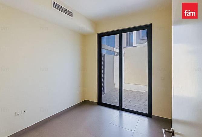 60518925 - Property Image 3