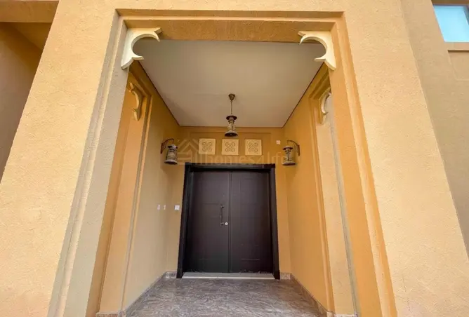 156010744 - Property Image 2