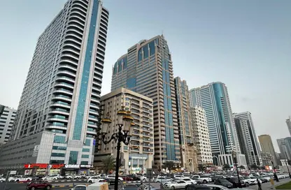 Apartment - 2 Bedrooms - 2 Bathrooms for rent in Al Majaz Tower - Al Majaz - Sharjah