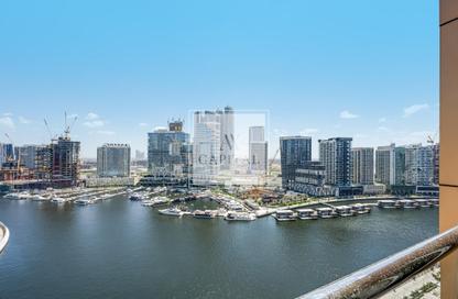 Apartment - 2 Bedrooms - 3 Bathrooms for rent in Coral Tower - Business Bay - Dubai