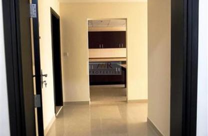 Apartment - 1 Bedroom - 2 Bathrooms for rent in Infinity Building - Sheikh Zayed Road - Dubai