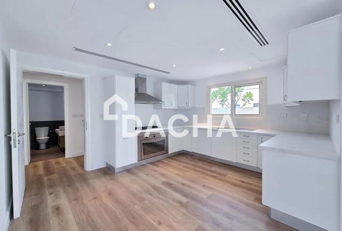 82350445 - Property Image 3