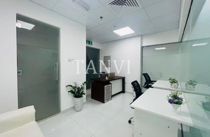 Retail - Studio - 1 Bathroom for rent in Aspin Tower - Sheikh Zayed Road - Dubai
