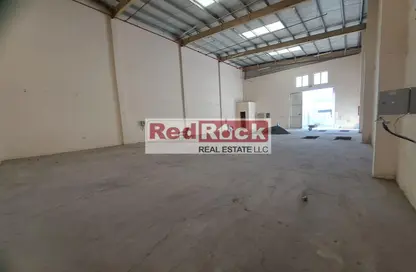Warehouse - Studio - 2 Bathrooms for rent in Al Sajaa Industrial - Al Sajaa - Sharjah
