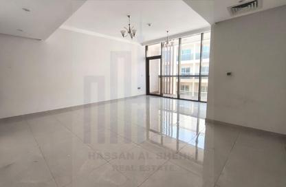 Apartment - 2 Bedrooms - 3 Bathrooms for rent in Muweileh Community - Muwaileh Commercial - Sharjah Apartment - 2 Bedrooms - 3 Bathrooms for rent in Muweileh Community - Muwaileh Commercial - Sharjah