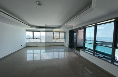 Apartment - 2 Bedrooms - 3 Bathrooms for rent in Corniche Tower - Ajman Corniche Road - Ajman