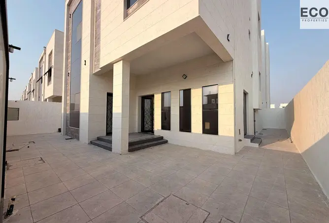 145544952 - Property Image 3