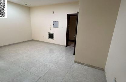 Apartment - Studio - 1 Bathroom for rent in Al Mowaihat 3 - Al Mowaihat - Ajman