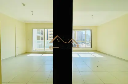 Apartment - 1 Bedroom - 2 Bathrooms for rent in Liwa Residence - Dubai Silicon Oasis - Dubai