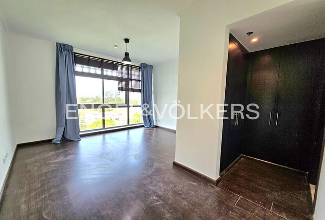 132033700 - Property Image 2