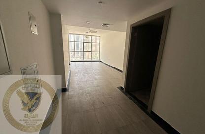 Apartment - 3 Bedrooms - 3 Bathrooms for rent in New Al Taawun Road - Al Taawun - Sharjah