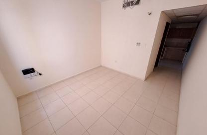 Apartment - Studio - 1 Bathroom for rent in Al Nabaa Building - Al Naba'ah - Al Sharq - Sharjah