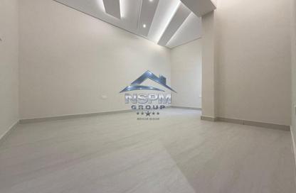 Apartment - 1 Bedroom - 2 Bathrooms for rent in Al Qubaisat - Al Mushrif - Abu Dhabi