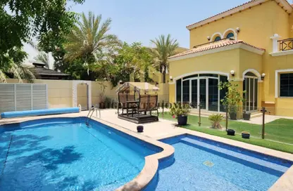 Villa - 4 Bedrooms - 5 Bathrooms for sale in Legacy - Jumeirah Park - Dubai