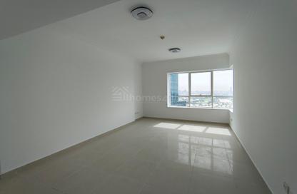 Apartment - 1 Bedroom - 2 Bathrooms for rent in V3 Tower - JLT Cluster V - Jumeirah Lake Towers - Dubai