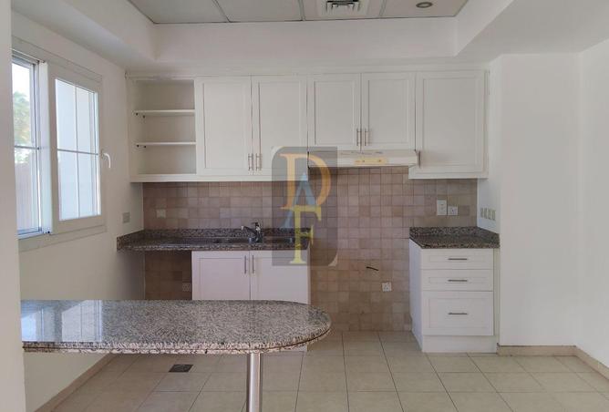 77788214 - Property Image 2