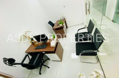 Office Space - Studio - 1 Bathroom for rent in Red Avenue - Al Garhoud - Dubai