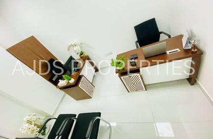 Office Space - Studio - 1 Bathroom for rent in Red Avenue - Al Garhoud - Dubai