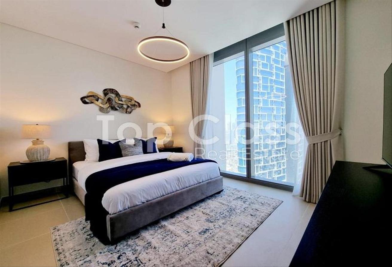 Furnished | High floor | Full Sea and Marina view photo 9