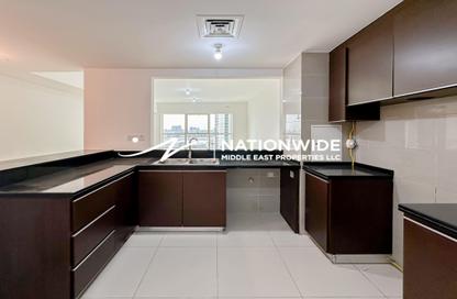 Apartment - 2 Bedrooms - 3 Bathrooms for rent in Burooj Views - Marina Square - Al Reem Island - Abu Dhabi