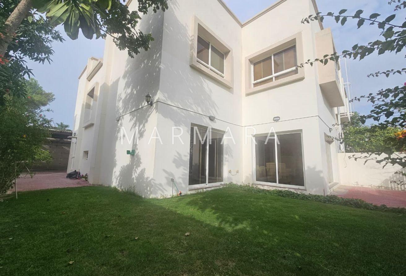 Lovely Compound villa | Private Garden | Vacant photo 20