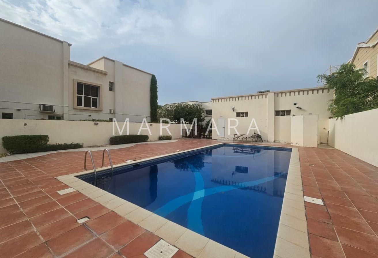 Lovely Compound villa | Private Garden | Vacant photo 18