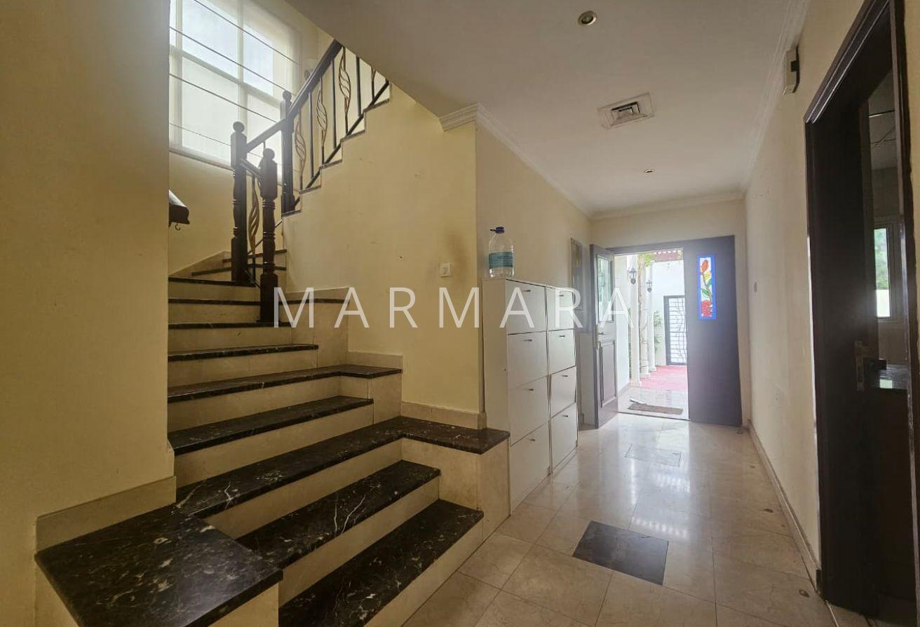 Lovely Compound villa | Private Garden | Vacant photo 8