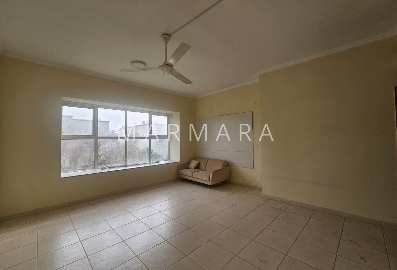 Lovely Compound villa | Private Garden | Vacant photo 10