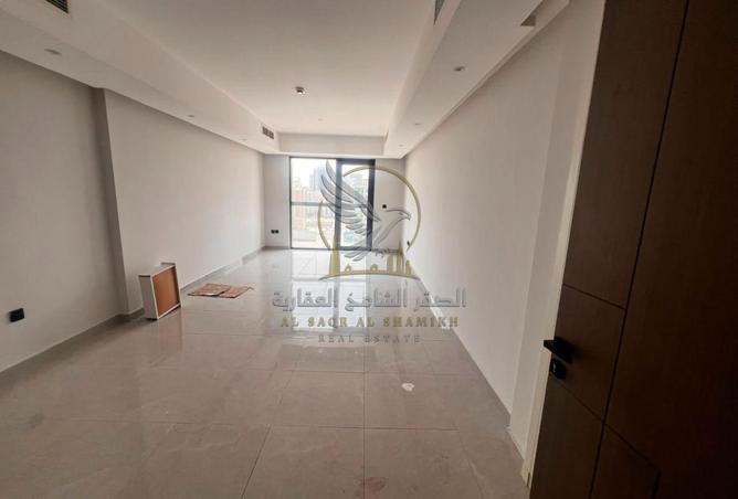 124722375 - Property Main Image