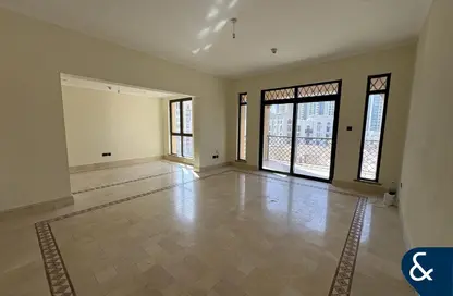 شقة - 2 غرف نوم - 3 حمامات للايجار في كمون 2 - كمون - دبي القديمة - وسط مدينة دبي - دبي