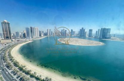 Apartment - 3 Bedrooms - 4 Bathrooms for rent in Al Khan Corniche - Al Khan - Sharjah