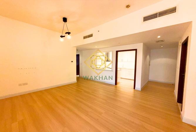 83211148 - Property Image 3