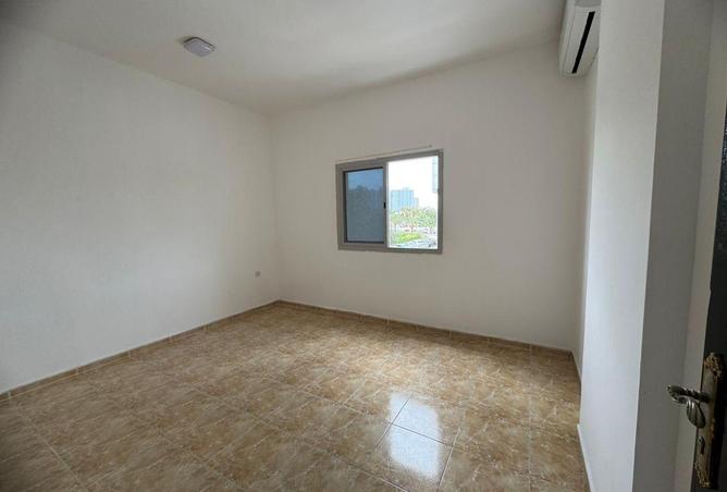 73164502 - Property Image 3