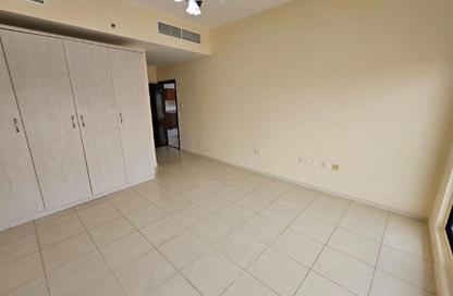 Apartment - 1 Bedroom - 2 Bathrooms for rent in Jawaher Building - Dubai Silicon Oasis - Dubai