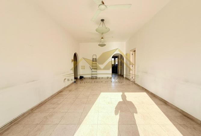 16131006 - Property Image 2